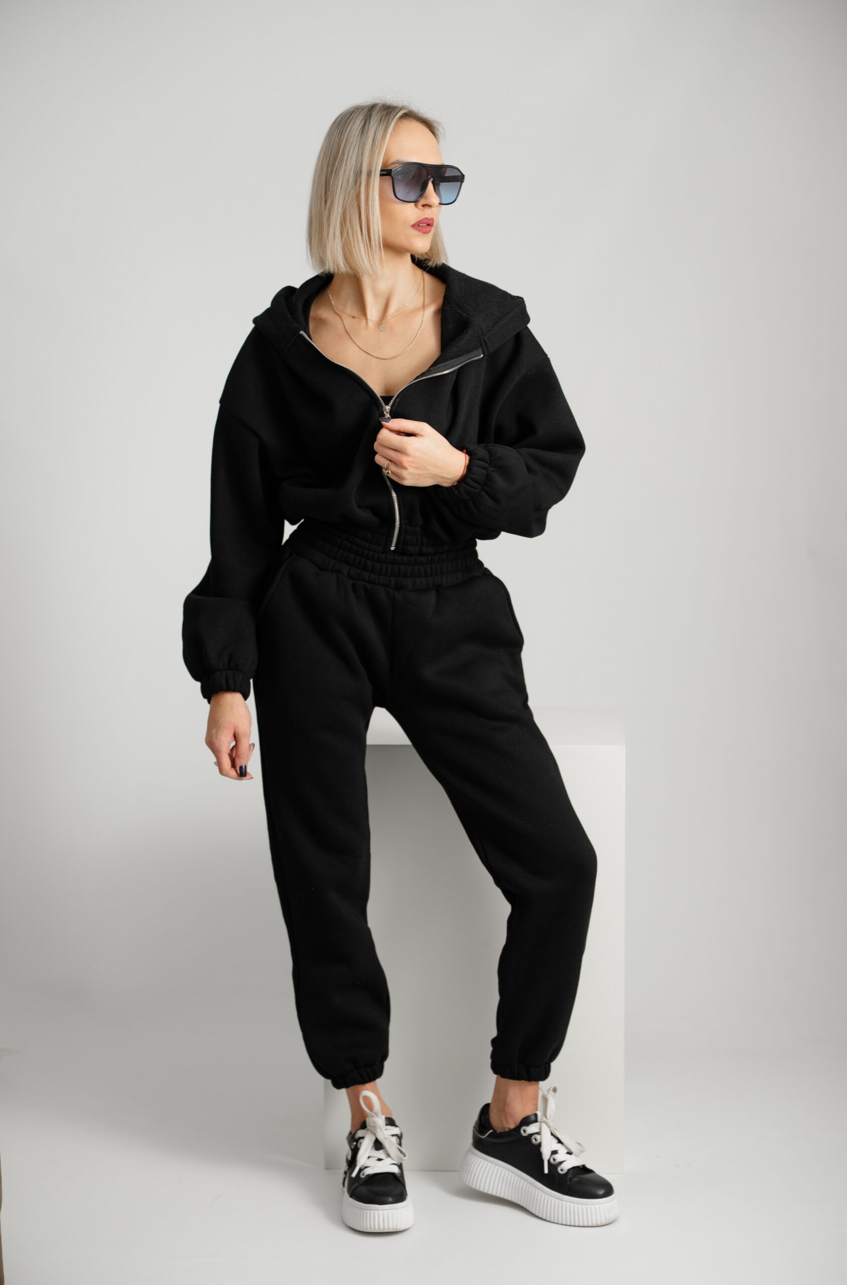 KOMPLET DRESOWY 3SET BLUZA+SPODNIE+BODY – CZARNY