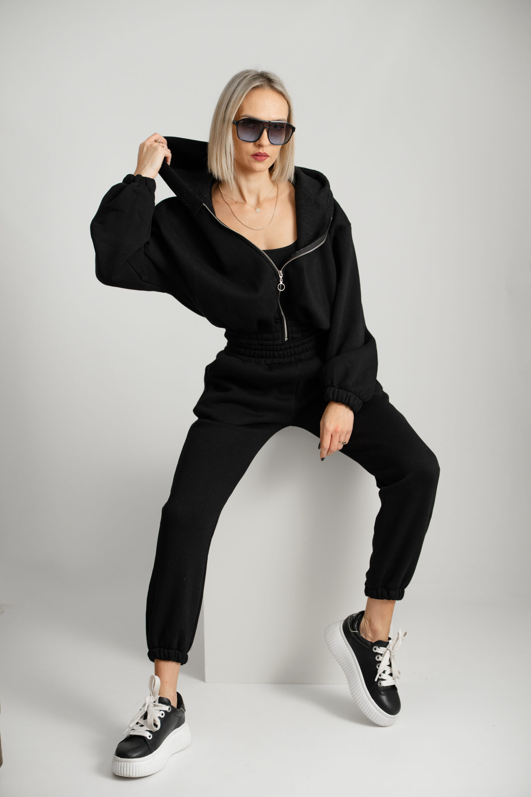KOMPLET DRESOWY 3SET BLUZA+SPODNIE+BODY – CZARNY - obrazek 2